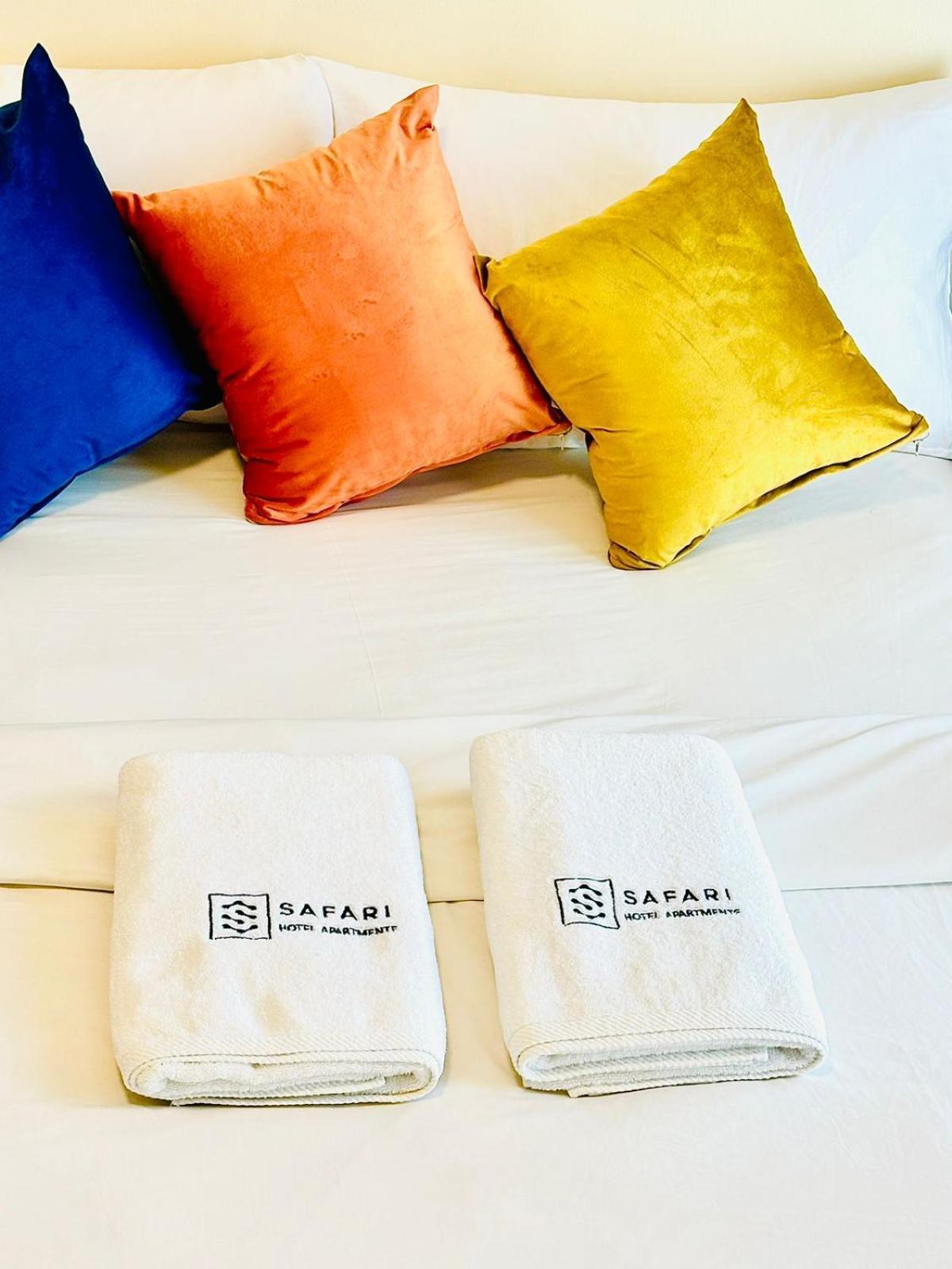 Safari Hotel Apartments Ajman Eksteriør billede